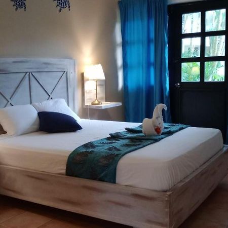Hotel Bahia Punta Bonita 라스테레나스 외부 사진