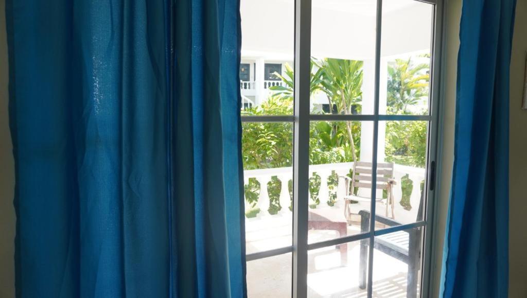 Hotel Bahia Punta Bonita 라스테레나스 외부 사진