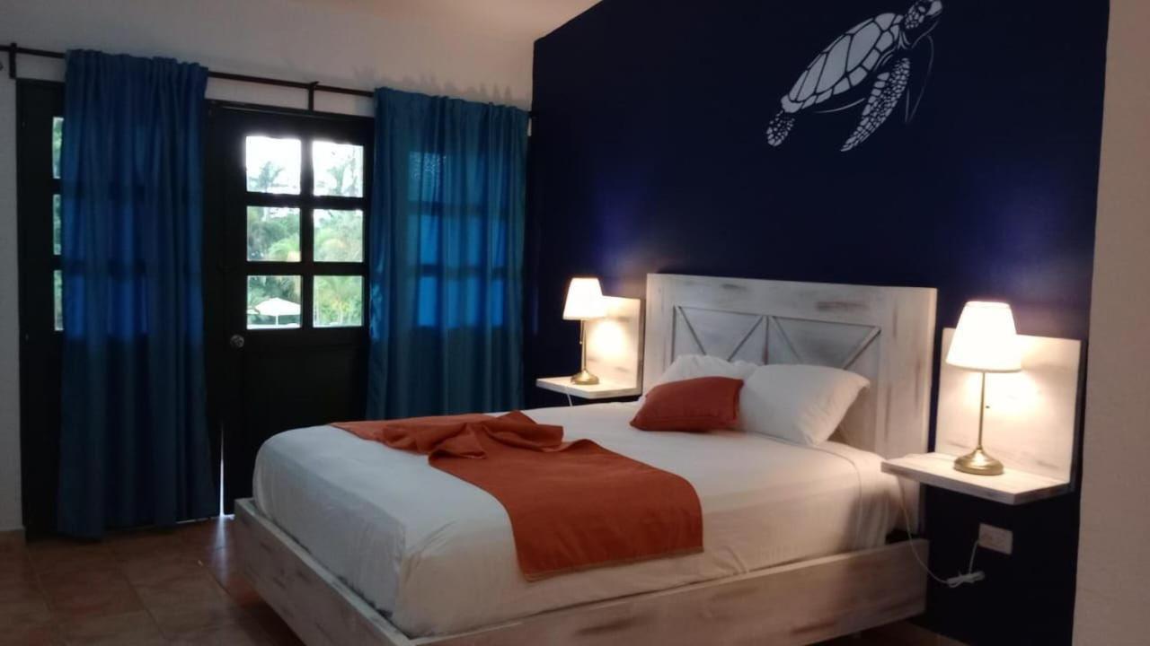 Hotel Bahia Punta Bonita 라스테레나스 외부 사진