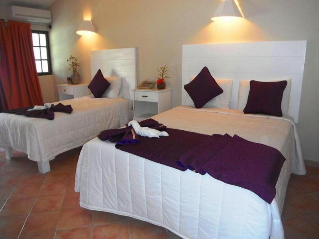 Hotel Bahia Punta Bonita 라스테레나스 외부 사진